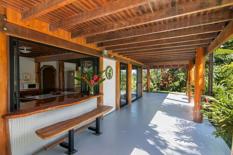 Daintree Manor B&B - Sydney 4u 5