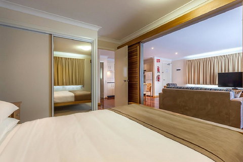 Eastgate On The Range Motel - Sydney Resort 12