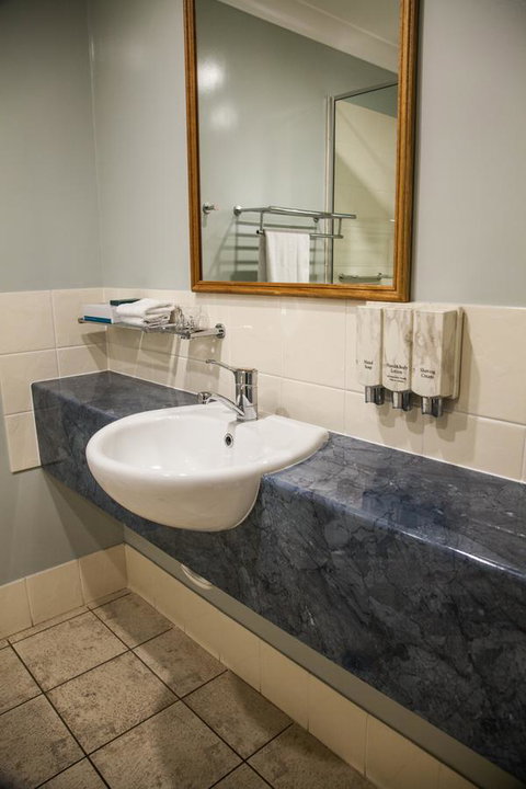 Eastgate On The Range Motel - Sydney Resort 8