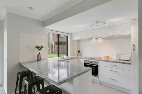 Fountain View Estate - We Accommodate - Accommodation Sydney 13