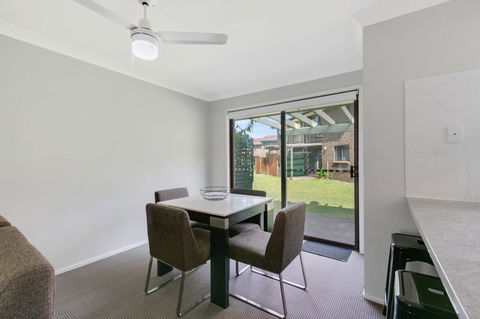 Fountain View Estate - We Accommodate - Accommodation Sydney 16