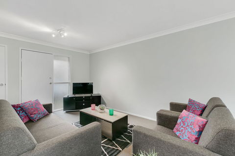Fountain View Estate - We Accommodate - Accommodation Sydney 18