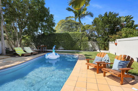 The Shack Noosa - Sydney 4u 1