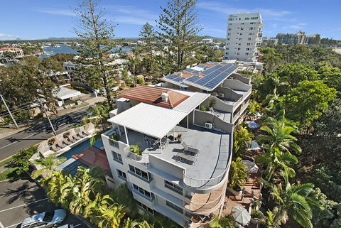 Beachcomber On The Spit - Sydney 4u 21