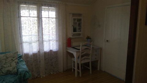 Boonah Cottage - Sydney 4u 2