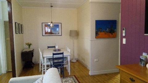 Boonah Cottage - Sydney 4u 1