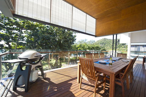 Maggies Beachfront Apartment 5 - Sydney 4u 7
