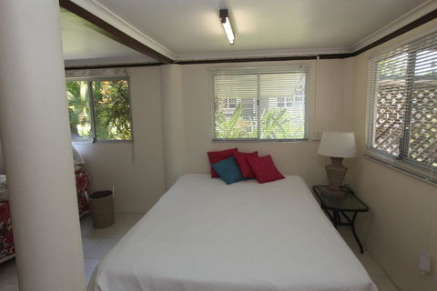 Daggoombah Holiday Home Magnetic Island - Sydney 4u 13