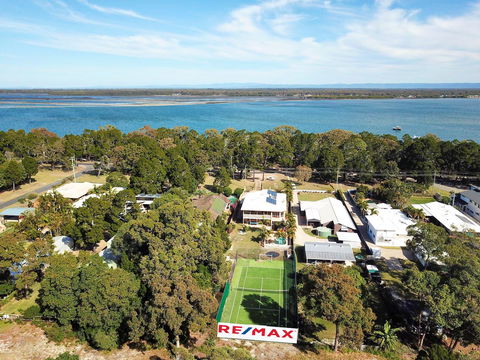 Waterfront At White Patch - Sydney 4u 41