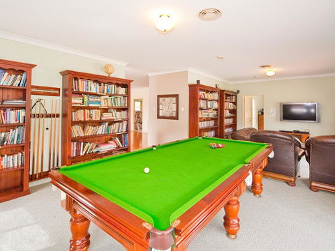 Waterfront At White Patch - Sydney 4u 0