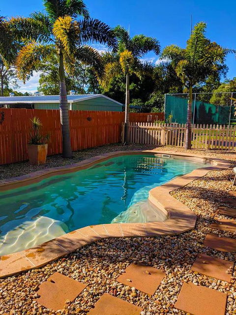 Waterfront At White Patch - Sydney 4u 3