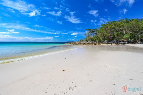 Waterfront At White Patch - Sydney 4u 25