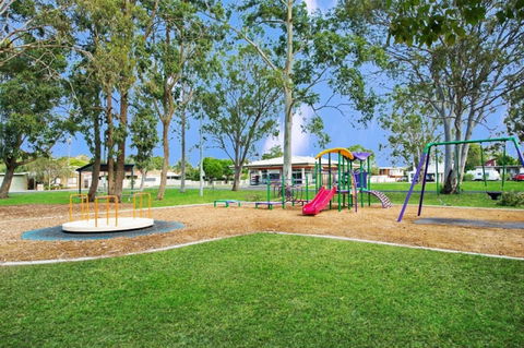 Lowset Sweetie, Central To Everything - Partridge St, Bongaree - Accommodation Sydney 17