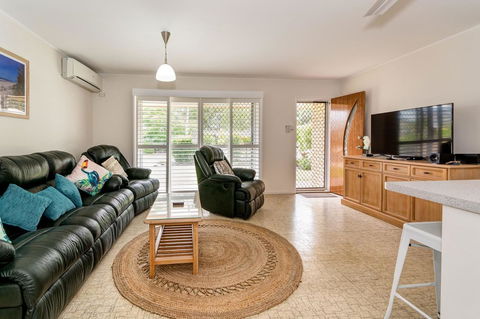 Lowset Sweetie, Central To Everything - Partridge St, Bongaree - Accommodation Sydney 5