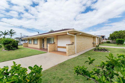 Lowset Sweetie, Central To Everything - Partridge St, Bongaree - Accommodation Sydney 0