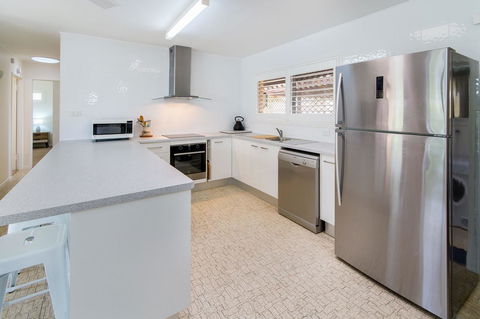 Lowset Sweetie, Central To Everything - Partridge St, Bongaree - Accommodation Sydney 18