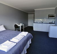 Bribie Island Square - Sydney 4u