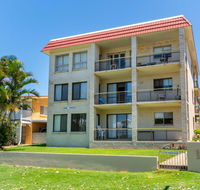 Enjoy the sea breezes from the balcony - Boyd St Woorim - Sydney 4u