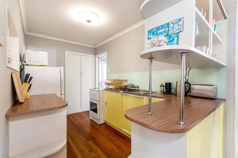 Fabulous Family Destination In Paradise Parade, Bongaree - Accommodation Sydney 15