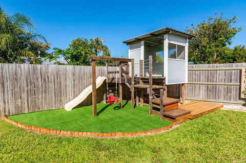 Fabulous Family Destination In Paradise Parade, Bongaree - Accommodation Sydney 11