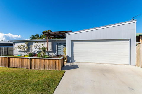 Fabulous Family Destination In Paradise Parade, Bongaree - Accommodation Sydney 8