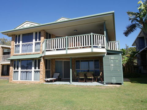 Barn Down - Sydney 4u 1