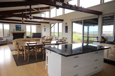 Turnstone Beach House - Sydney 4u 17