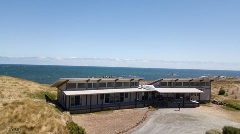 Turnstone Beach House - Sydney 4u 8