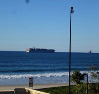 4 Shorebreak Kings Beach - Accommodation Sydney