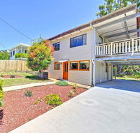 'Beach Break 2' 2/10 Lionel St - downstairs unit with Aircon - Accommodation Sydney