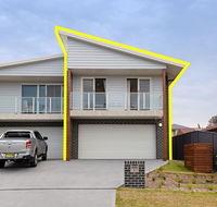 'Birubi Breezes' 2/7 Fitzroy St - Large Duplex with Air Conditioning WIFI  only 5 minute walk to the beach - Sydney 4u