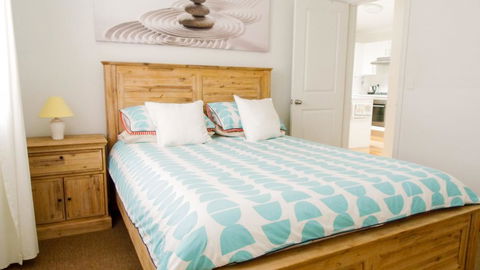 'RIVERSIDE RETREAT' 544 Ocean Drive, North Haven - Sydney 4u 1