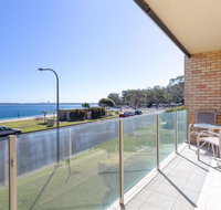 1 'Little Hut' 20 Kurrawa Close - Spectacular Water Views NBN  Air Conditioned - Sydney Resort