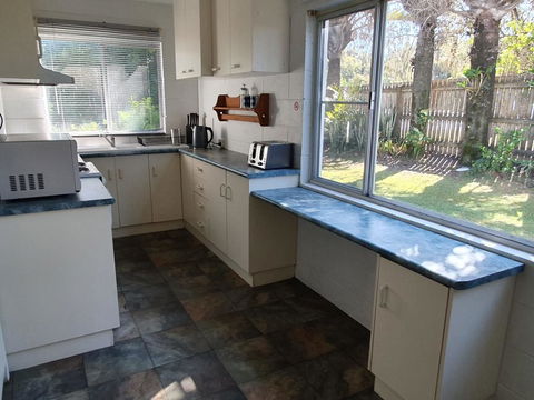 1 Spectrum Street, Rainbow Beach- Close To Shops And Main Beach - Sydney 4u 0