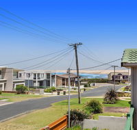 1/32 Ocean Avenue - three bedrooms three bathrooms air con boat parking  water views - Sydney 4u