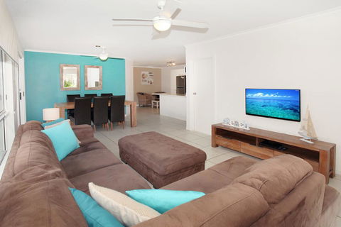 1/882 David Low Way Marcoola - 500 Bond, Linen Included, Pet Friendly - Sydney 4u 3