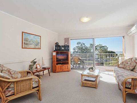 10 'Teramby Court' 104 Magnus Street - In Nelson Bay CBD With Water Views And WIFI - Sydney 4u 2