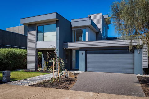 10 Sands Bvd - Sydney 4u 1