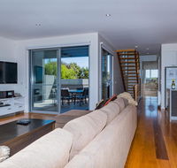 10 Sands Bvd - Sydney 4u