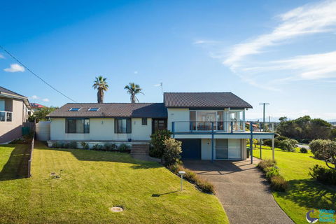 106 Ocean Parade Dalmeny - Sydney 4u 0