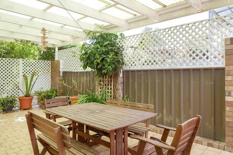120 Ocean Parade Dalmeny - Sydney 4u 0