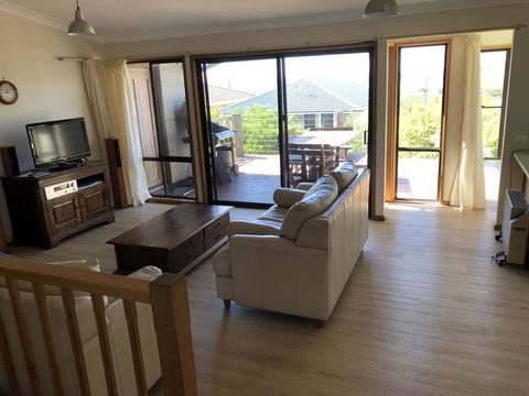 121 Montague Avenue, Kianga - Sydney 4u 2