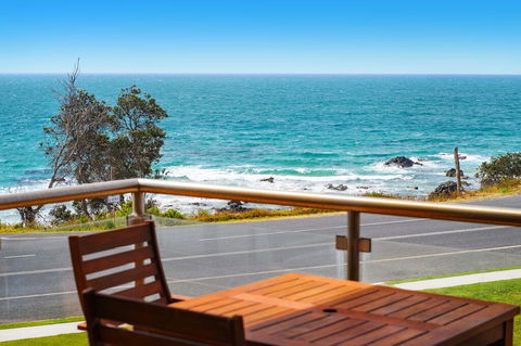 15 Beachpark Apartments - Accommodation Sydney 3