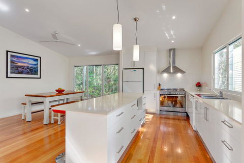 19 Satinwood - Natures Retreat With A Bit Of Sandy Feet - Sydney 4u 0