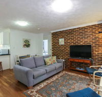 2 Bedroom St Lucia Apartment close to UQ and CityCat - Accommodation Sydney