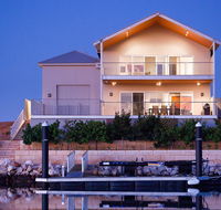 21 Corella Court - PRIVATE JETTY  POOL - Sydney 4u