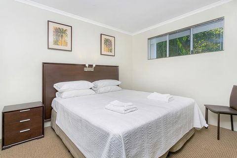 214 Spindle Cowrie Apartment - Accommodation Sydney 2
