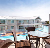 245 'Pacific Blue' 265 Sandy Point Rd - air conditioned unit with resort facilities and linen supplied - Sydney 4u