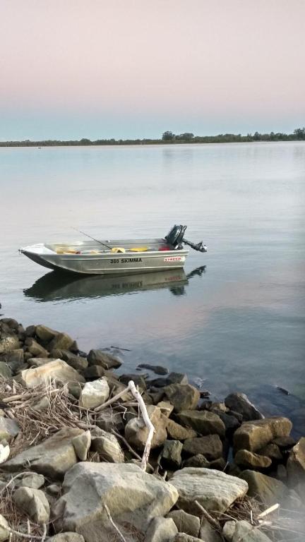 Browns Rocks Caravan Park - Sydney 4u 1