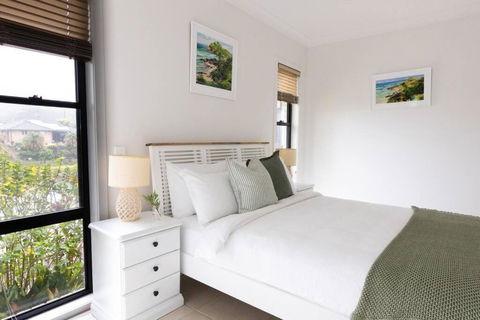 CABA17 - Waterfront Home With A Pool! - Accommodation Sydney 3
